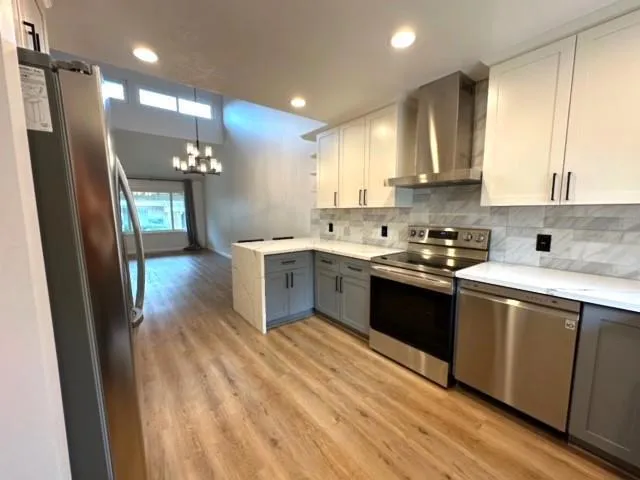 10156 English Oak Way, Cupertino, California 95014