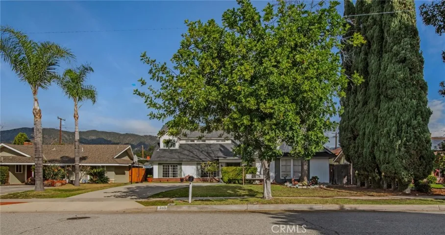 749 Sycamore Avenue, Glendora, California 91741