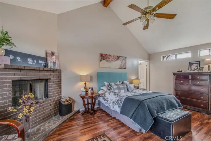 749 Sycamore Avenue, Glendora, California 91741