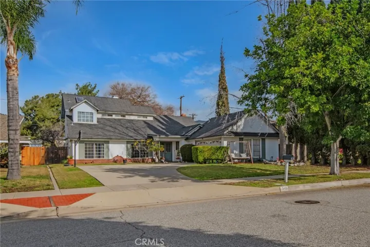 749 Sycamore Avenue, Glendora, California 91741