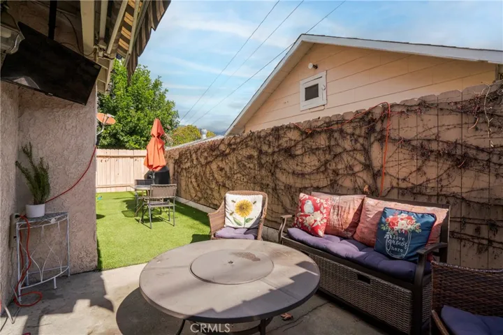 880 W Olive D, Monrovia, California 91016