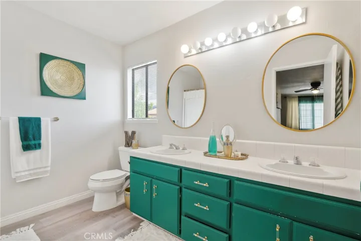 880 W Olive D, Monrovia, California 91016