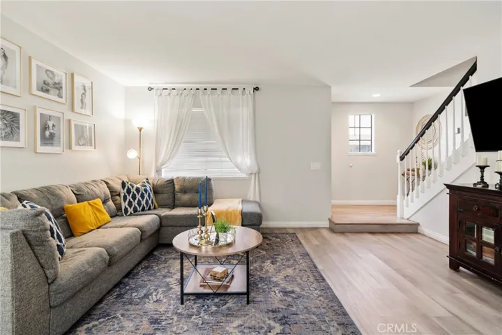 880 W Olive D, Monrovia, California 91016