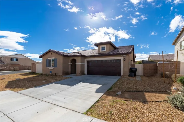 11889 Sierra Road, Victorville, California 92392