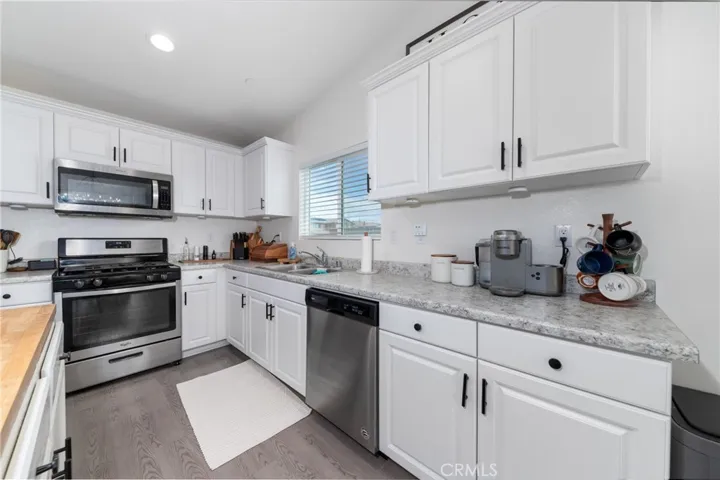 11889 Sierra Road, Victorville, California 92392