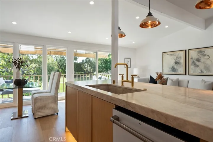 2233 Vista Huerta, Newport Beach, California 92660