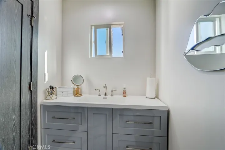 12429 Burton Street, North Hollywood, California 91605