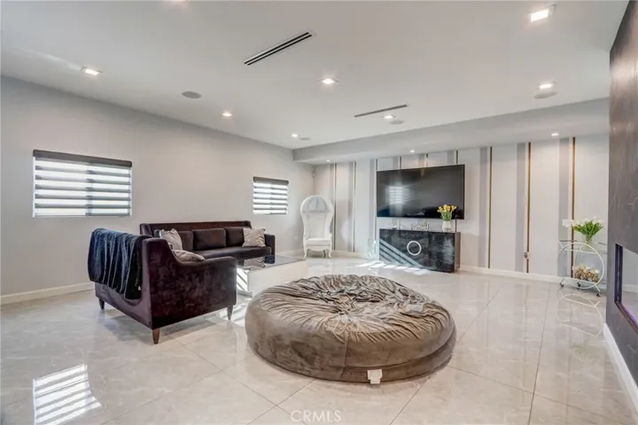 12429 Burton Street, North Hollywood, California 91605