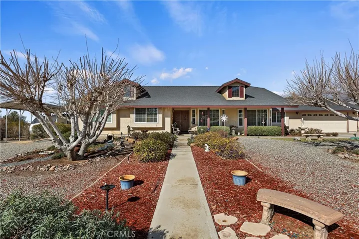 19384 Carlisle Road, Apple Valley, California 92307