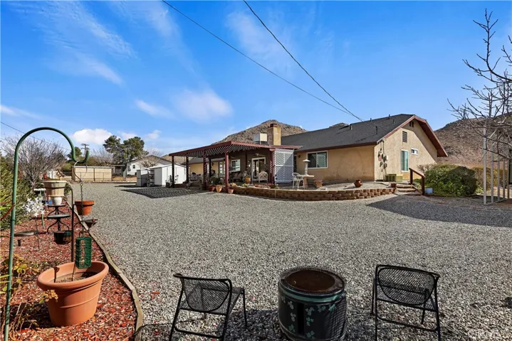 19384 Carlisle Road, Apple Valley, California 92307