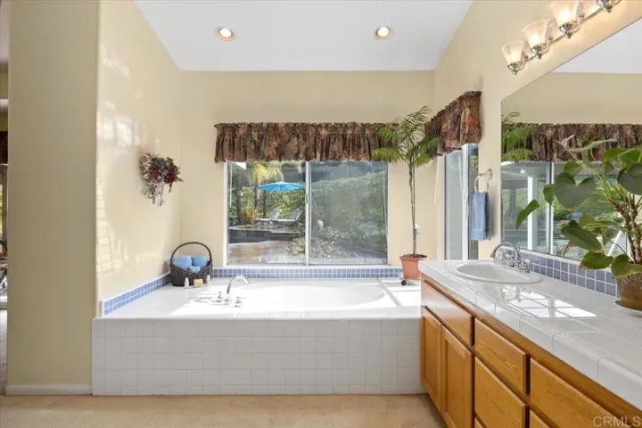 30302 Crescent Moon Dr, Valley Center, California 92082