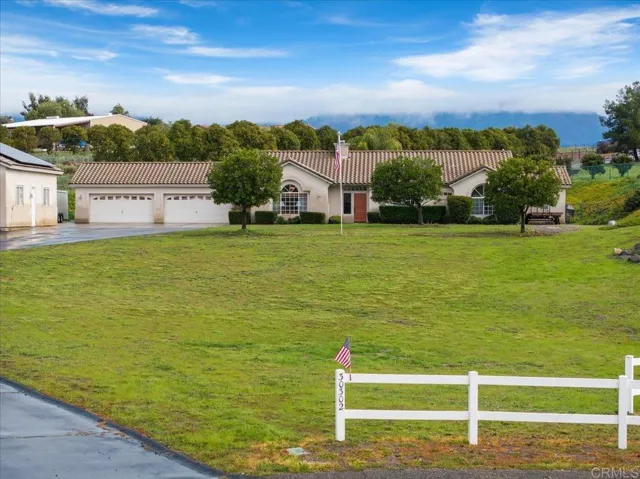 30302 Crescent Moon Dr, Valley Center, California 92082