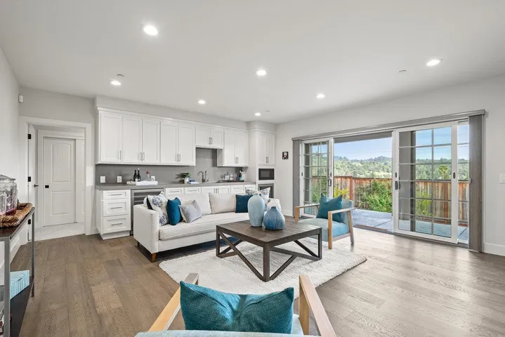 40 Indy Circle, Soquel, California 95073