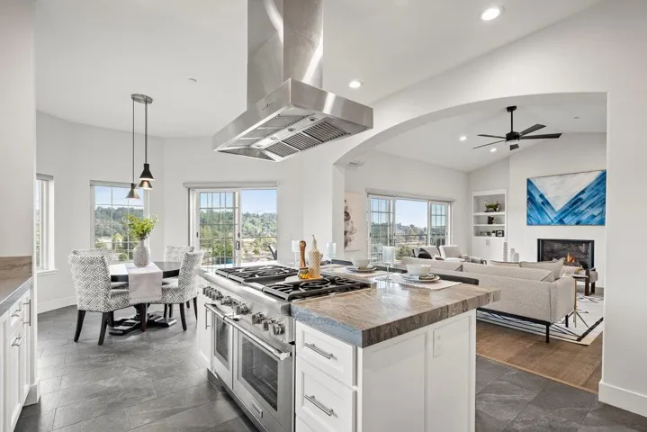 40 Indy Circle, Soquel, California 95073