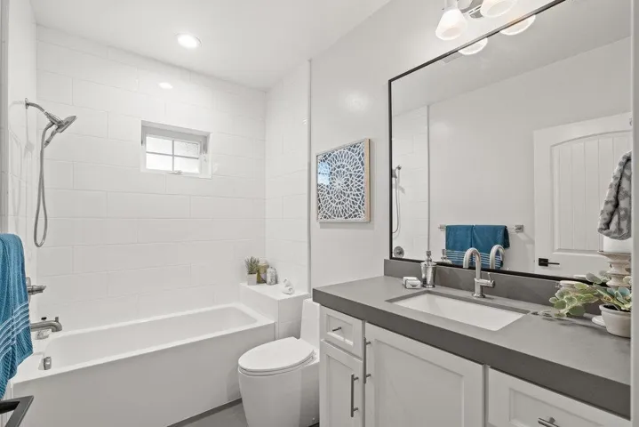 40 Indy Circle, Soquel, California 95073
