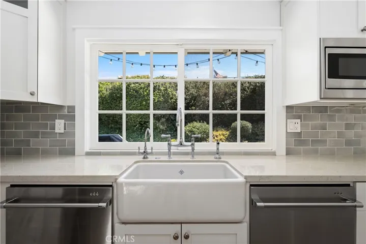18841 Via Messina, Irvine, California 92603