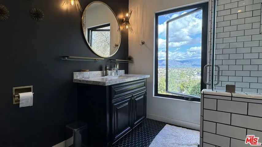 Upstairs Bathroom