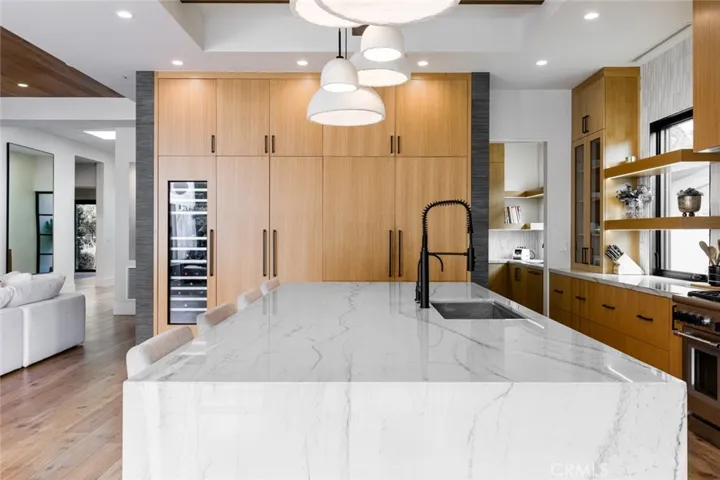 2325 East 16th Street, Newport Beach, California 92663