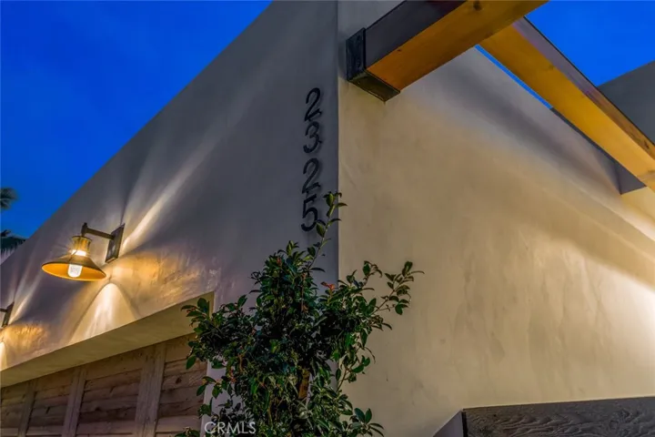 2325 East 16th Street, Newport Beach, California 92663