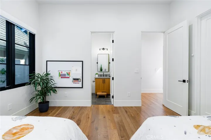 2325 East 16th Street, Newport Beach, California 92663