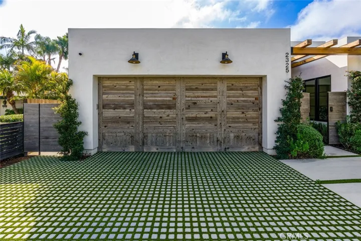 2325 East 16th Street, Newport Beach, California 92663