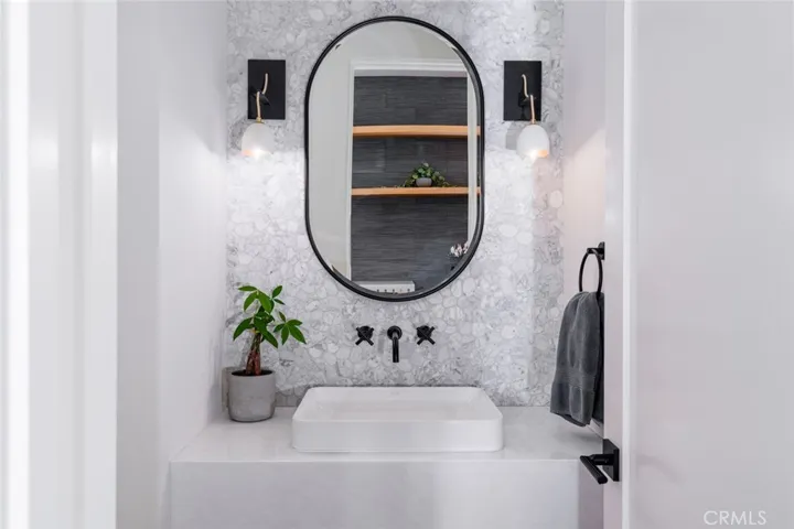2325 East 16th Street, Newport Beach, California 92663