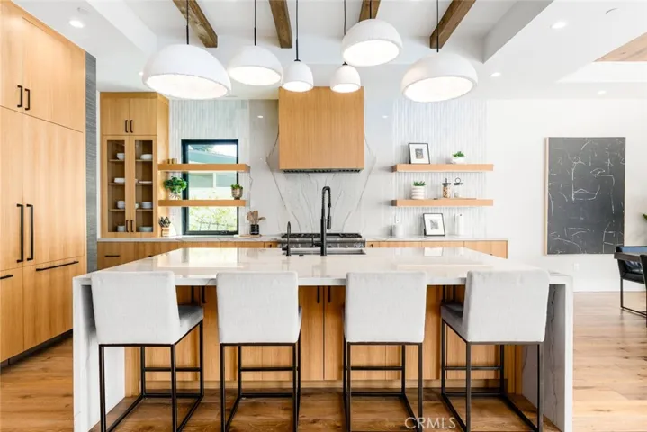 2325 East 16th Street, Newport Beach, California 92663