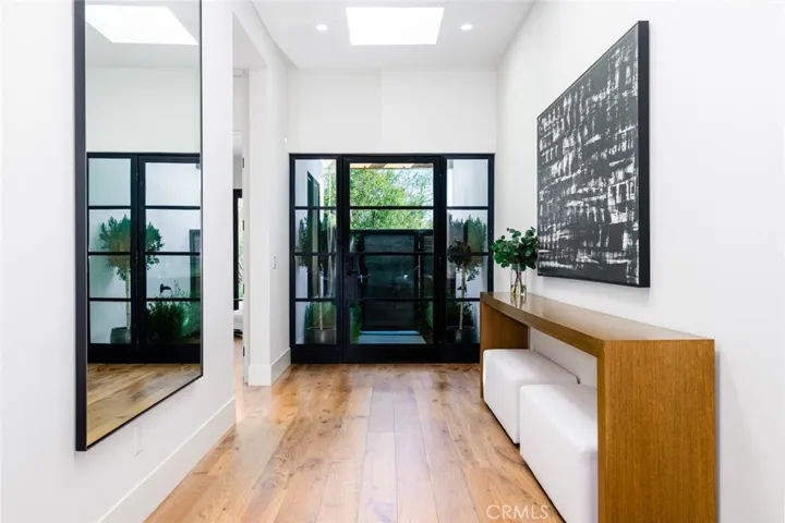 2325 East 16th Street, Newport Beach, California 92663