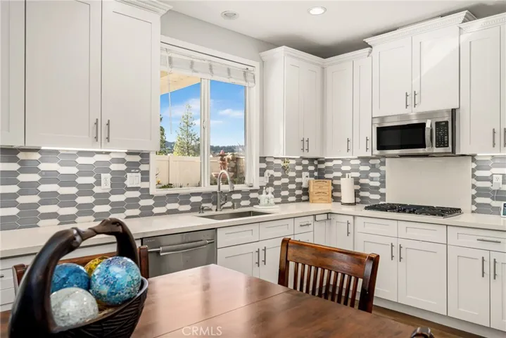 23936 Old Pomegranate Road, Yorba Linda, California 92887