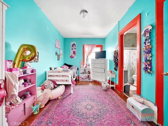 531 W 5th Street, Long Beach, California 90802