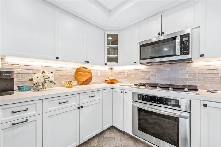 980 S Rim Crest Drive 8, Anaheim Hills, California 92807