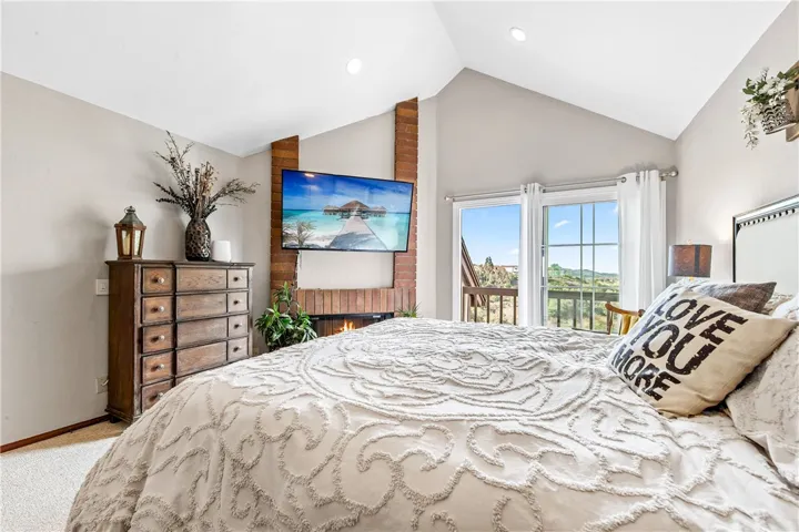 980 S Rim Crest Drive 8, Anaheim Hills, California 92807