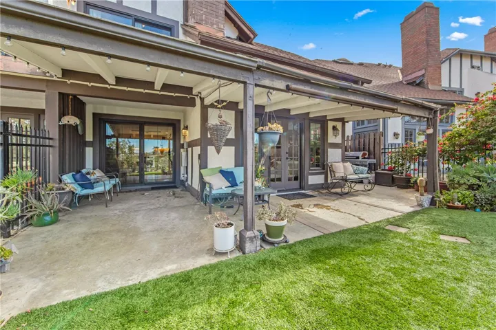 980 S Rim Crest Drive 8, Anaheim Hills, California 92807