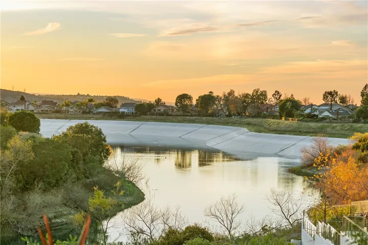 980 S Rim Crest Drive 8, Anaheim Hills, California 92807