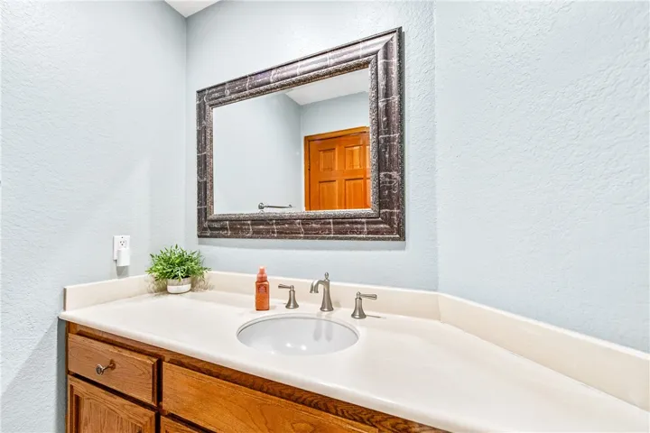 980 S Rim Crest Drive 8, Anaheim Hills, California 92807
