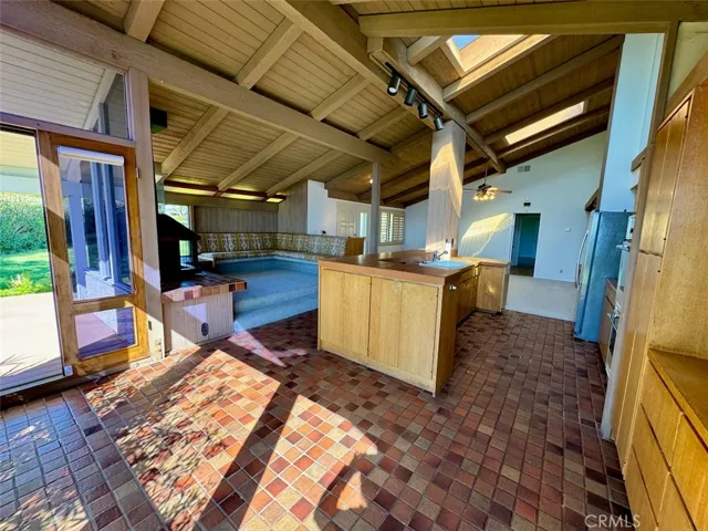 100 Calle Cuervo, San Clemente, California 92672