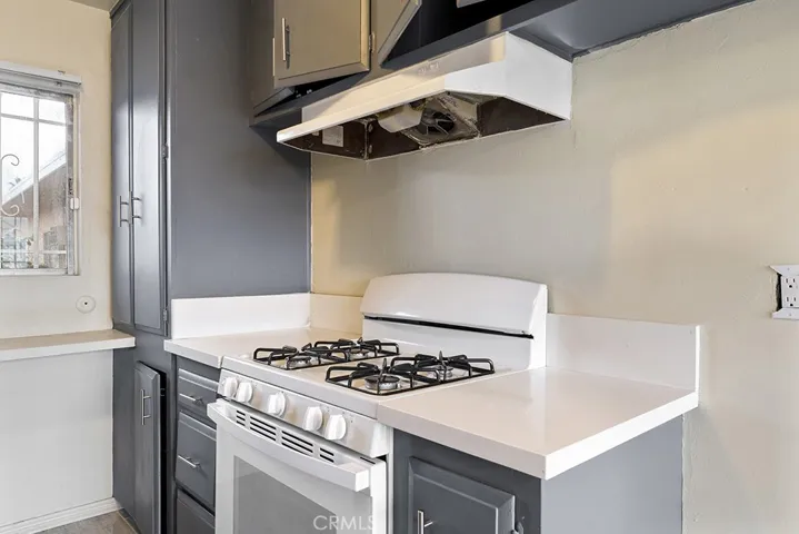 6850 Morella Avenue 7, North Hollywood, California 91605