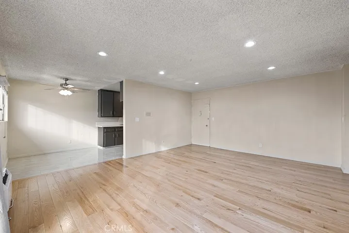 6850 Morella Avenue 7, North Hollywood, California 91605