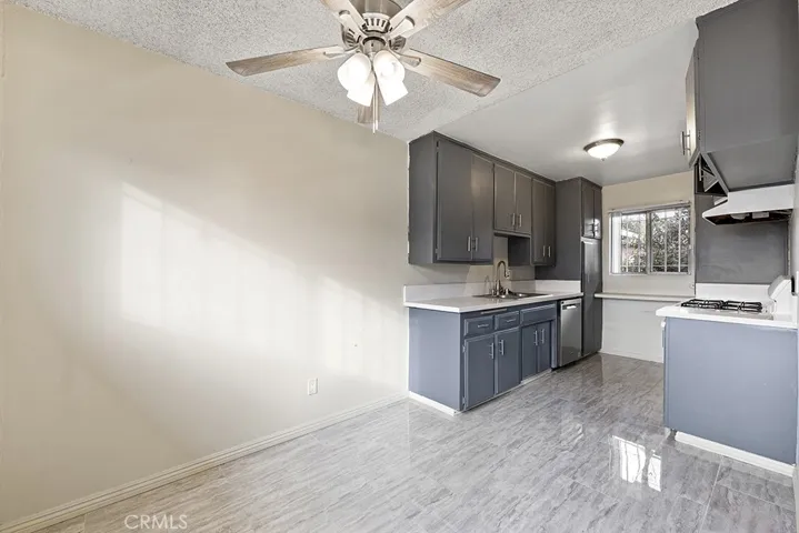 6850 Morella Avenue 7, North Hollywood, California 91605