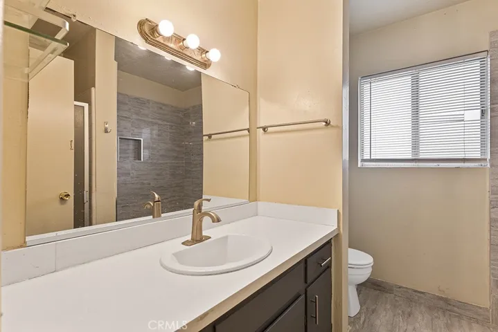 6850 Morella Avenue 7, North Hollywood, California 91605