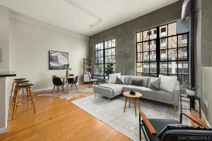 350 11th Ave 347, San Diego, California 92101