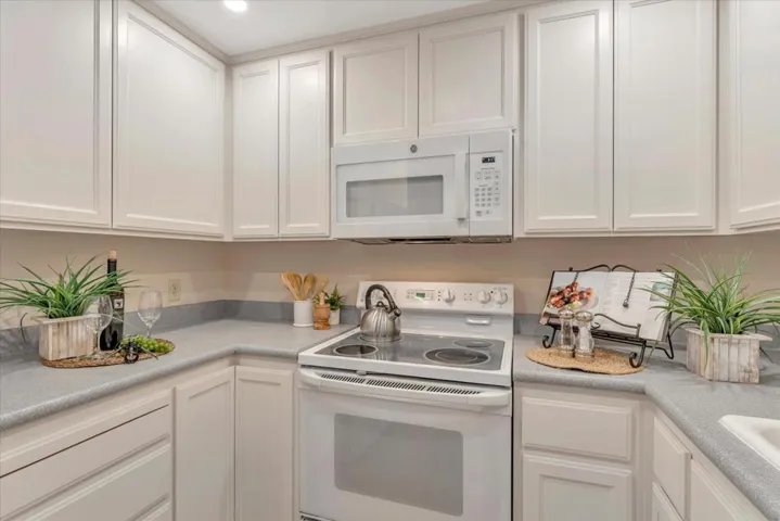 4205 Sea Pines Court, Capitola, California 95010