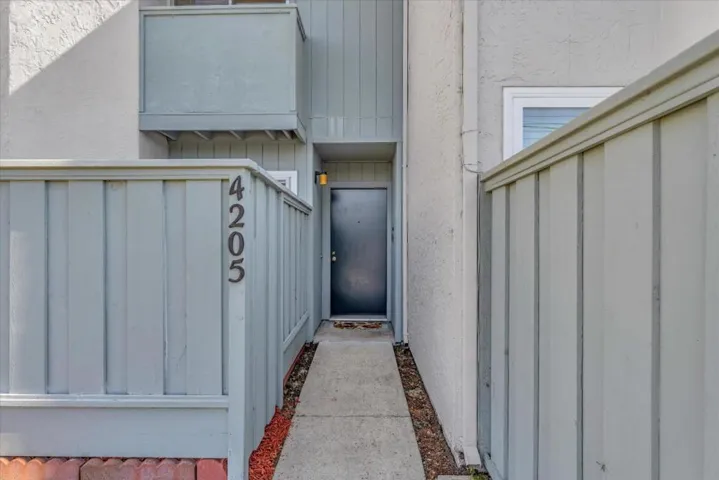 4205 Sea Pines Court, Capitola, California 95010