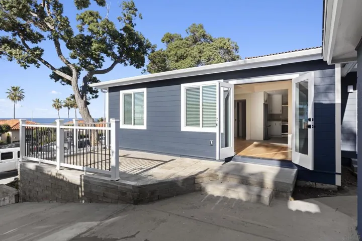 725 Coast Boulevard S, La Jolla, California 92037