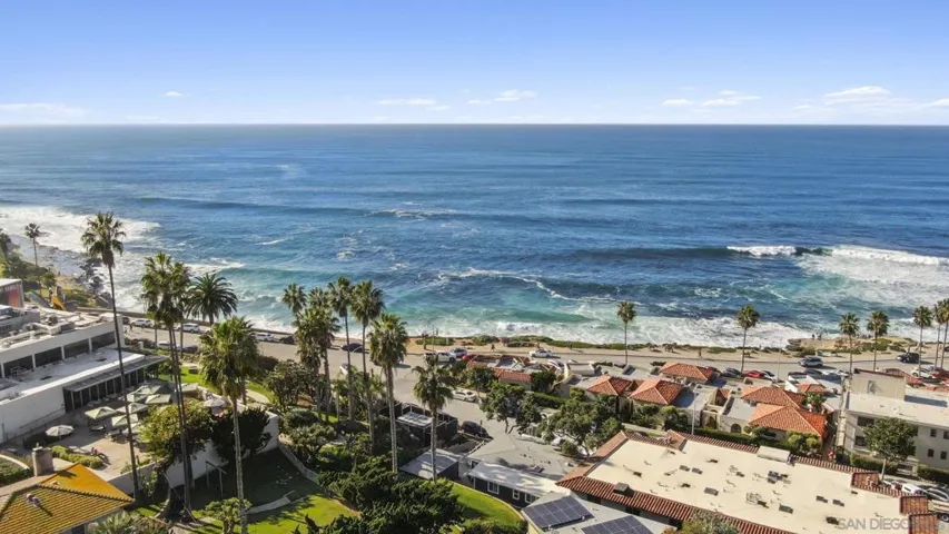 725 Coast Boulevard S, La Jolla, California 92037