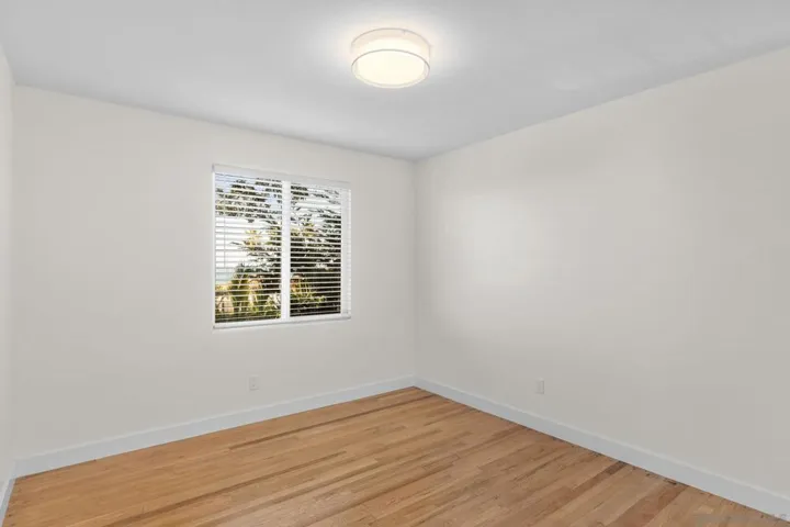 725 Coast Boulevard S, La Jolla, California 92037