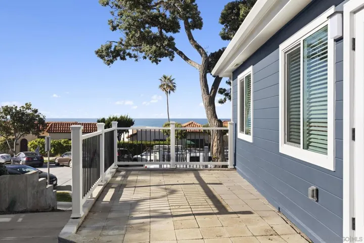 725 Coast Boulevard S, La Jolla, California 92037