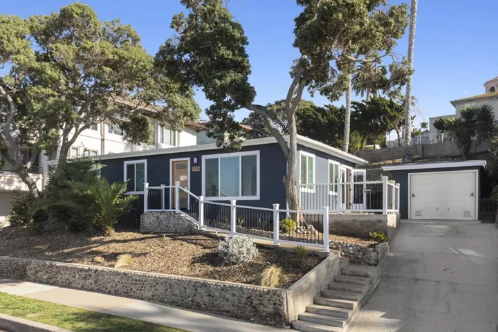 725 Coast Boulevard S, La Jolla, California 92037