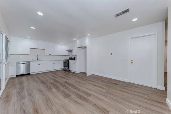 9801 Fair Tide Circle, Huntington Beach, California 92646