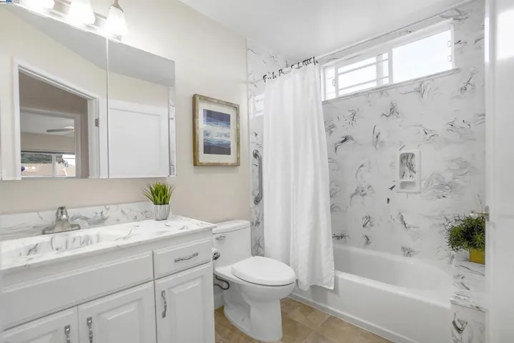 26991 Gading Rd, Hayward, California 94544